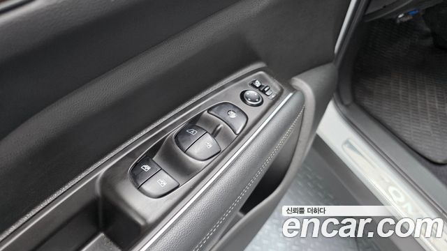 Renault Korea QM6 2.0 LPe RE Signature 2WD 2020 — фото 19