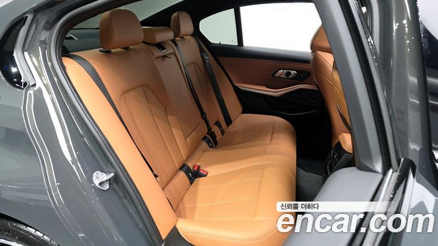 BMW 3 Series (G20) 320i M Sport 2025 — фото 11
