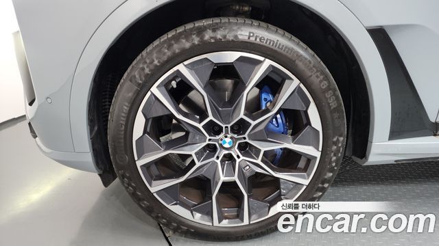 BMW X7 (G07) xDrive 40i M Sport 7STR 2024 — фото 5
