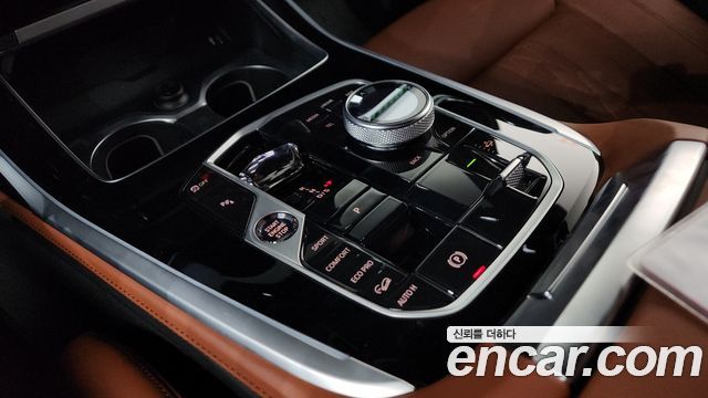 BMW X7 (G07) xDrive 40i M Sport 7STR 2024 — фото 9