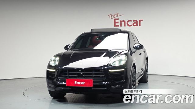 Porsche Macan 3.0 GTS 95B 2018 — фото 3