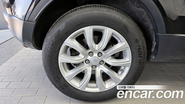 Land Rover Range Rover Evoque 2.0 TD4 SE 2018 — фото 5