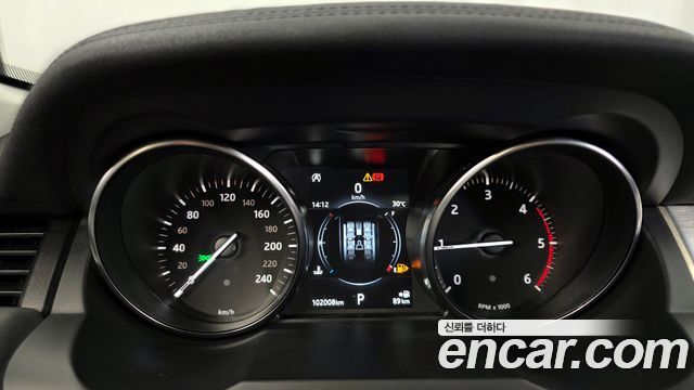 Land Rover Range Rover Evoque 2.0 TD4 SE 2018 — фото 8