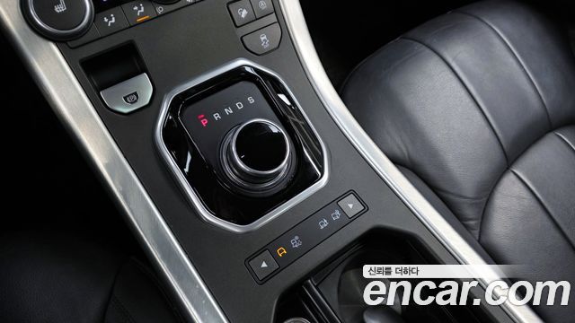 Land Rover Range Rover Evoque 2.0 TD4 SE 2018 — фото 9