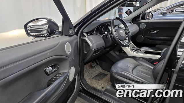 Land Rover Range Rover Evoque 2.0 TD4 SE 2018 — фото 10
