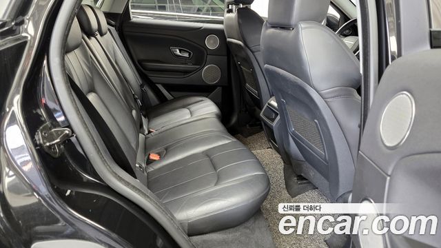 Land Rover Range Rover Evoque 2.0 TD4 SE 2018 — фото 11