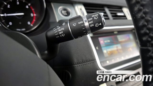 Land Rover Range Rover Evoque 2.0 TD4 SE 2018 — фото 18