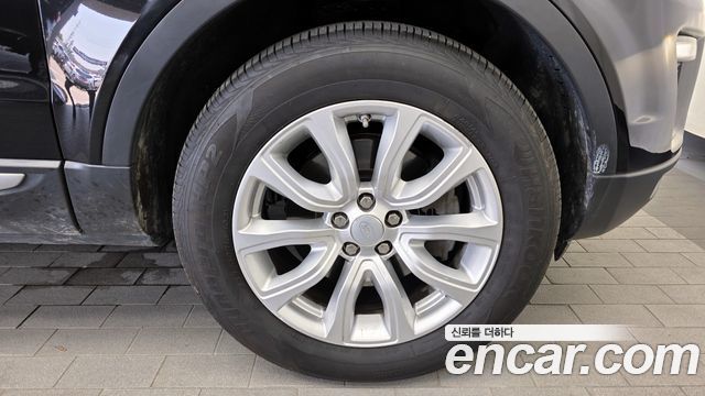 Land Rover Range Rover Evoque 2.0 TD4 SE 2018 — фото 21