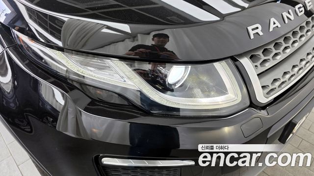 Land Rover Range Rover Evoque 2.0 TD4 SE 2018 — фото 22