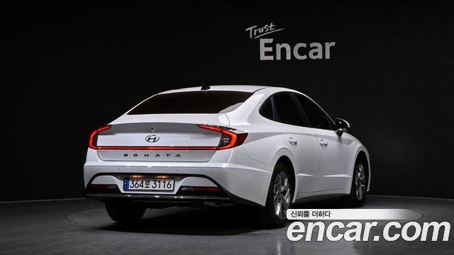 Hyundai Sonata (DN8) 2.0 Premium Family 2021 — фото 2