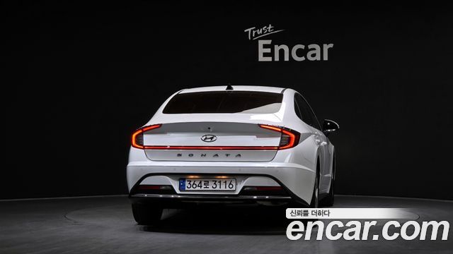 Hyundai Sonata (DN8) 2.0 Premium Family 2021 — фото 4
