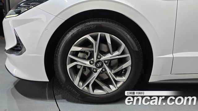 Hyundai Sonata (DN8) 2.0 Premium Family 2021 — фото 5