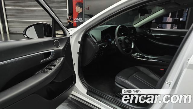 Hyundai Sonata (DN8) 2.0 Premium Family 2021 — фото 10