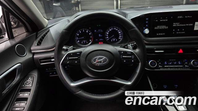Hyundai Sonata (DN8) 2.0 Premium Family 2021 — фото 13
