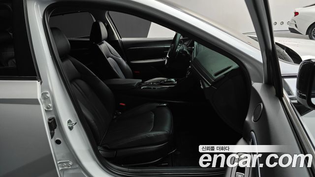 Hyundai Sonata (DN8) 2.0 Premium Family 2021 — фото 26