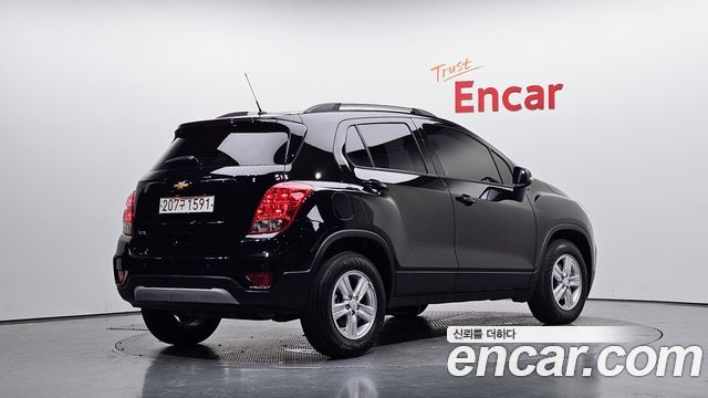 Chevrolet Trax 1.4 LT 2021 — фото 2