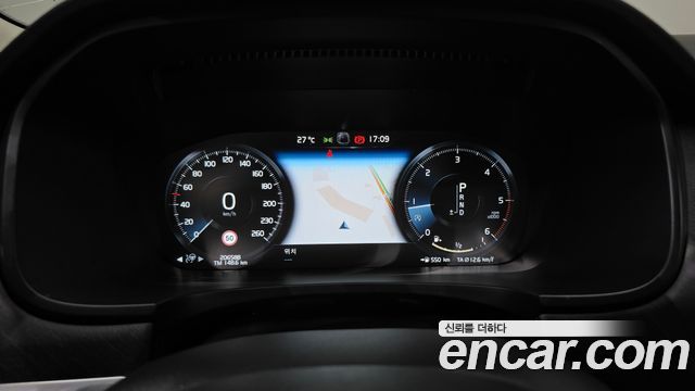 Volvo V90 Cross Country D5 AWD 2017 — фото 8
