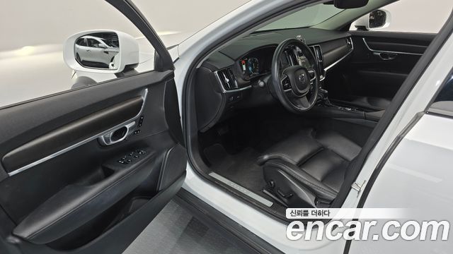 Volvo V90 Cross Country D5 AWD 2017 — фото 10