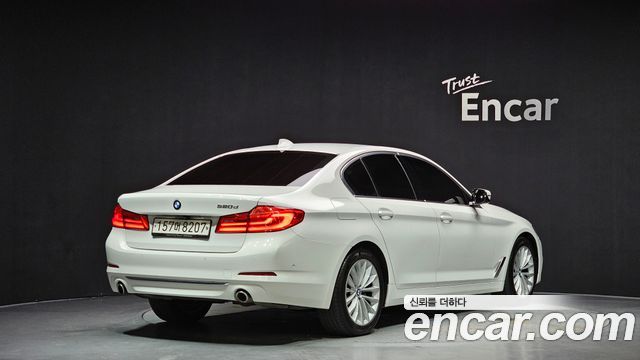 BMW 5 Series (G30) 520d Luxury Plus 2019 — фото 2
