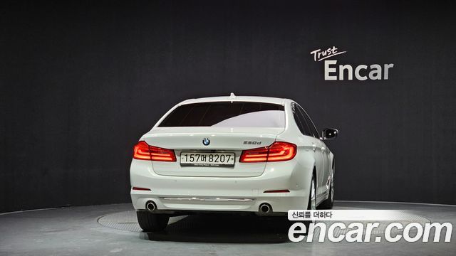 BMW 5 Series (G30) 520d Luxury Plus 2019 — фото 4