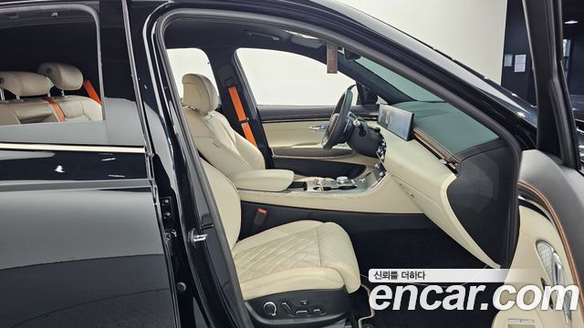 Genesis GV70 2.5T Gasoline AWD 2025 — фото 11