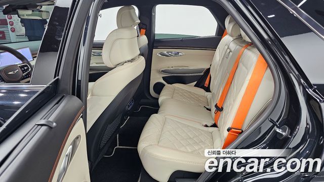 Genesis GV70 2.5T Gasoline AWD 2025 — фото 12