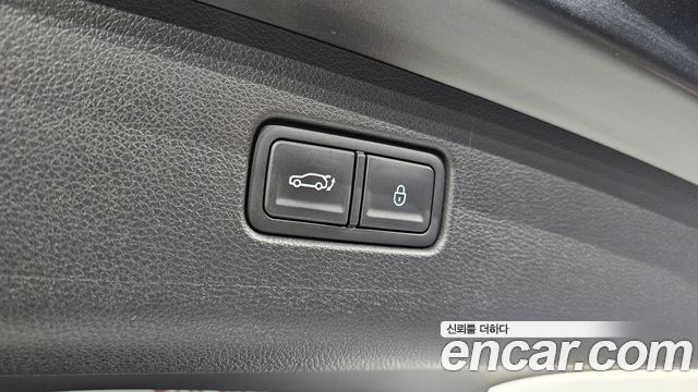 Genesis GV70 2.5T Gasoline AWD 2025 — фото 20