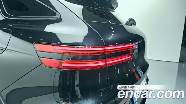 Genesis GV70 2.5T Gasoline AWD 2025 — фото 23
