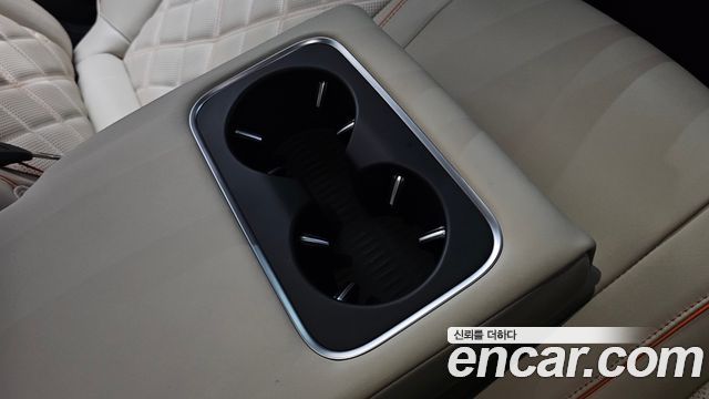 Genesis GV70 2.5T Gasoline AWD 2025 — фото 33