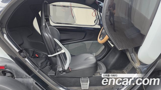 Renault Korea Twizy Intens(2-seater) 2019 — фото 12