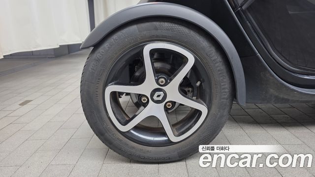 Renault Korea Twizy Intens(2-seater) 2019 — фото 29
