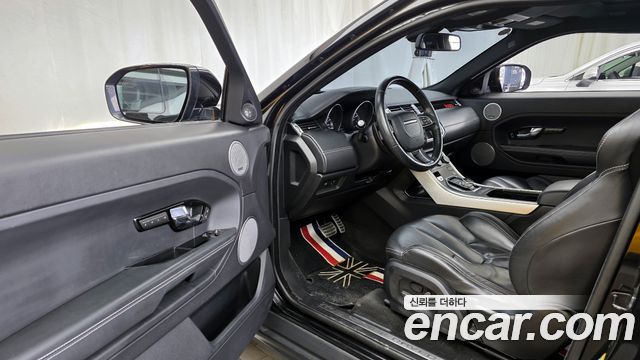 Land Rover Range Rover Evoque 2.0 Si4 Dynamic Coupe 2012 — фото 10
