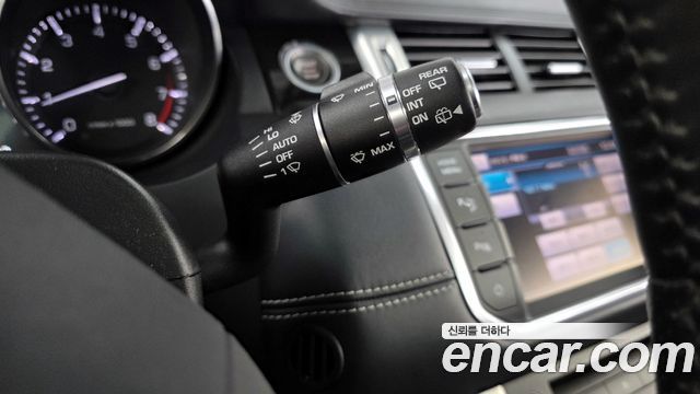 Land Rover Range Rover Evoque 2.0 Si4 Dynamic Coupe 2012 — фото 19