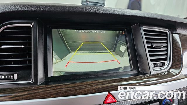 Genesis G80 3.3 GDI AWD Luxury 2017 — фото 15
