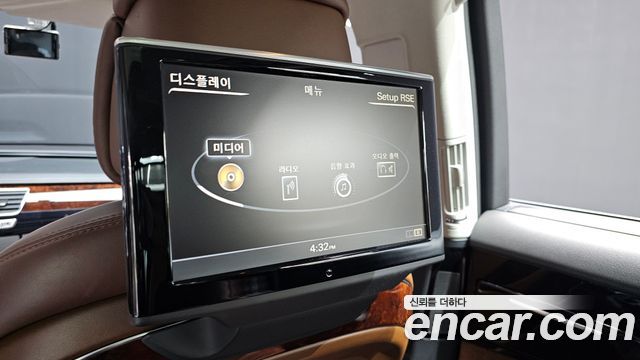Audi A8 3.0 TDI Quattro LWB D4 2013 — фото 20