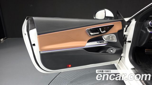 Mercedes-Benz CLE-Class (C236) CLE450 4MATIC Coupe 2024 — фото 30