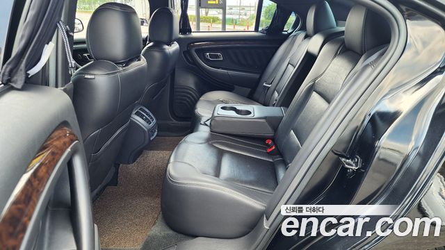 Ford Taurus 2.0 Limited EcoBoost 6th 2016 — фото 11