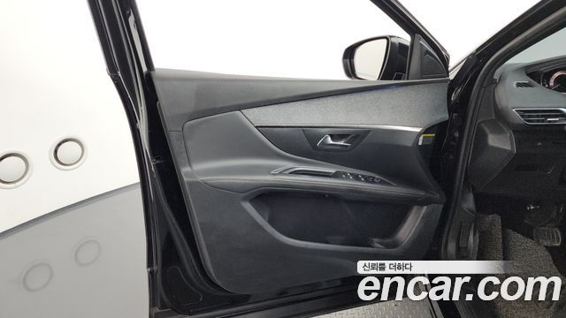 Peugeot 5008 (II) 1.5 BlueHDi GT Line 2021 — фото 24