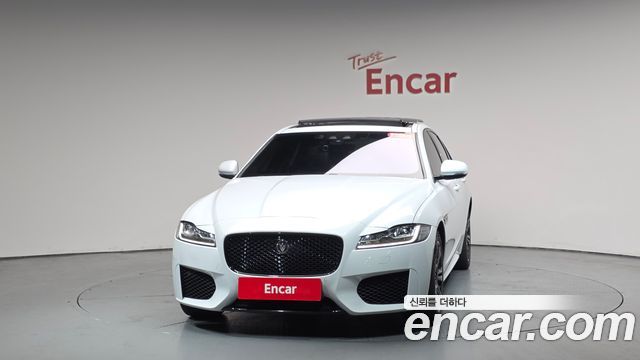 Jaguar XF (X260) 20d Chequered Flag Edition 2020 — фото 3
