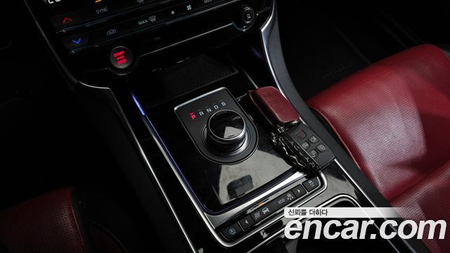 Jaguar XF (X260) 20d Chequered Flag Edition 2020 — фото 9