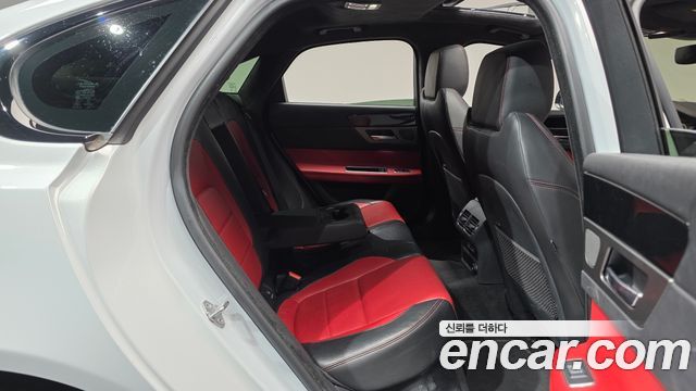 Jaguar XF (X260) 20d Chequered Flag Edition 2020 — фото 12