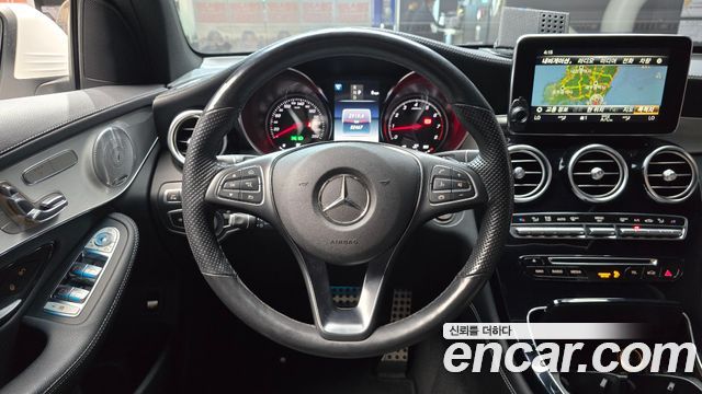 Mercedes-Benz GLC-Class (X253) GLC300 4MATIC AMG Line Coupe 2019 — фото 13