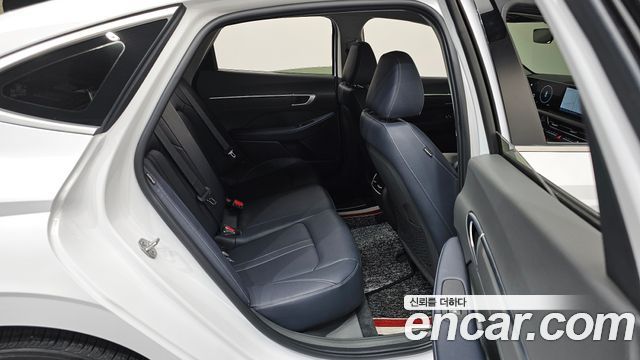 Hyundai Sonata The Edge (DN8) 2.0 Exclusive 2024 — фото 11