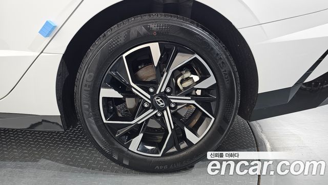 Hyundai Sonata The Edge (DN8) 2.0 Exclusive 2024 — фото 21