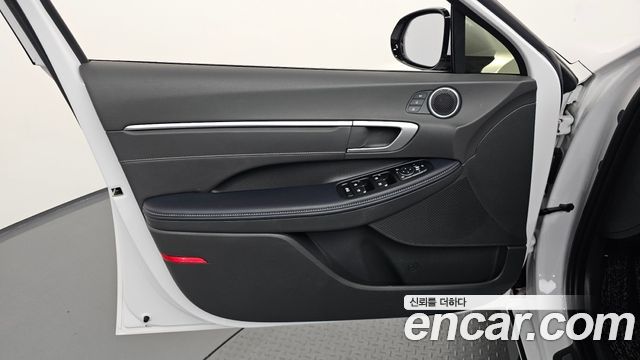 Hyundai Sonata The Edge (DN8) 2.0 Exclusive 2024 — фото 24