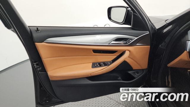 BMW 5 Series (G30) 530i M Sport Package 2018 — фото 9