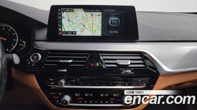 BMW 5 Series (G30) 530i M Sport Package 2018 — фото 15