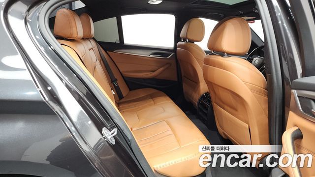 BMW 5 Series (G30) 530i M Sport Package 2018 — фото 32