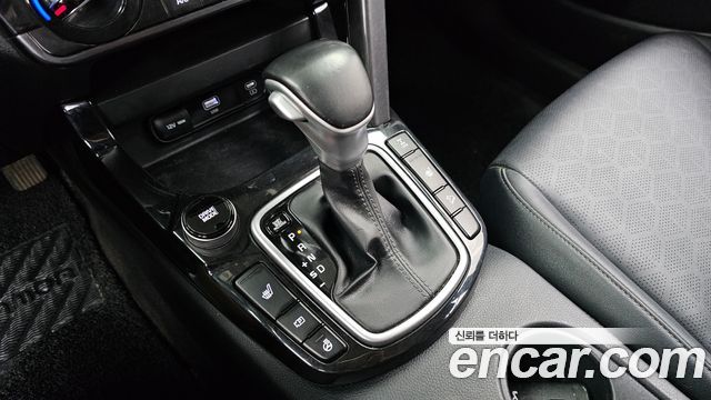 Kia Seltos Gasoline 1.6 Turbo 4WD Trendy 2023 — фото 9
