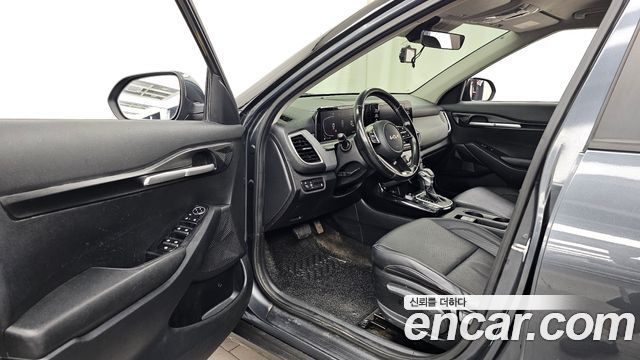 Kia Seltos Gasoline 1.6 Turbo 4WD Trendy 2023 — фото 10